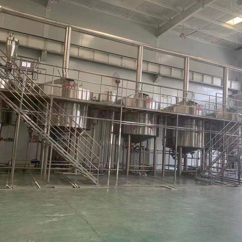 襄城精酿啤酒设备厂—平面布置、设备设计、制造、调试、培训等一条龙服务_COPY